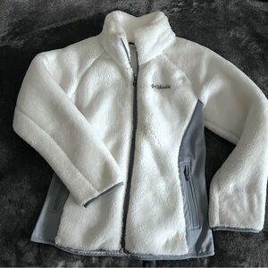 NWOT Columbia women’s ' White and Gray Sherpa Fleece Jacket